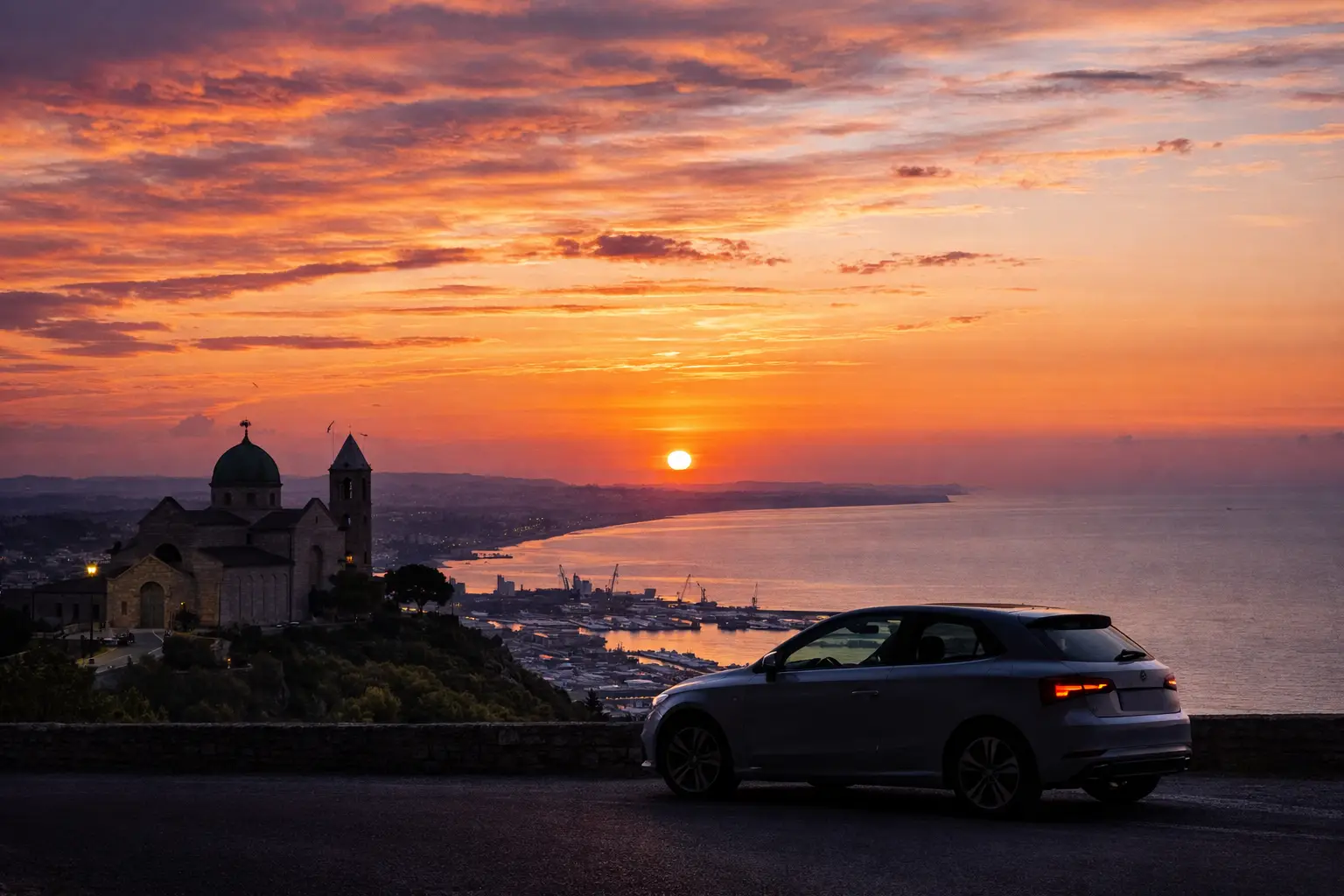 Strada costiera nelle Marche